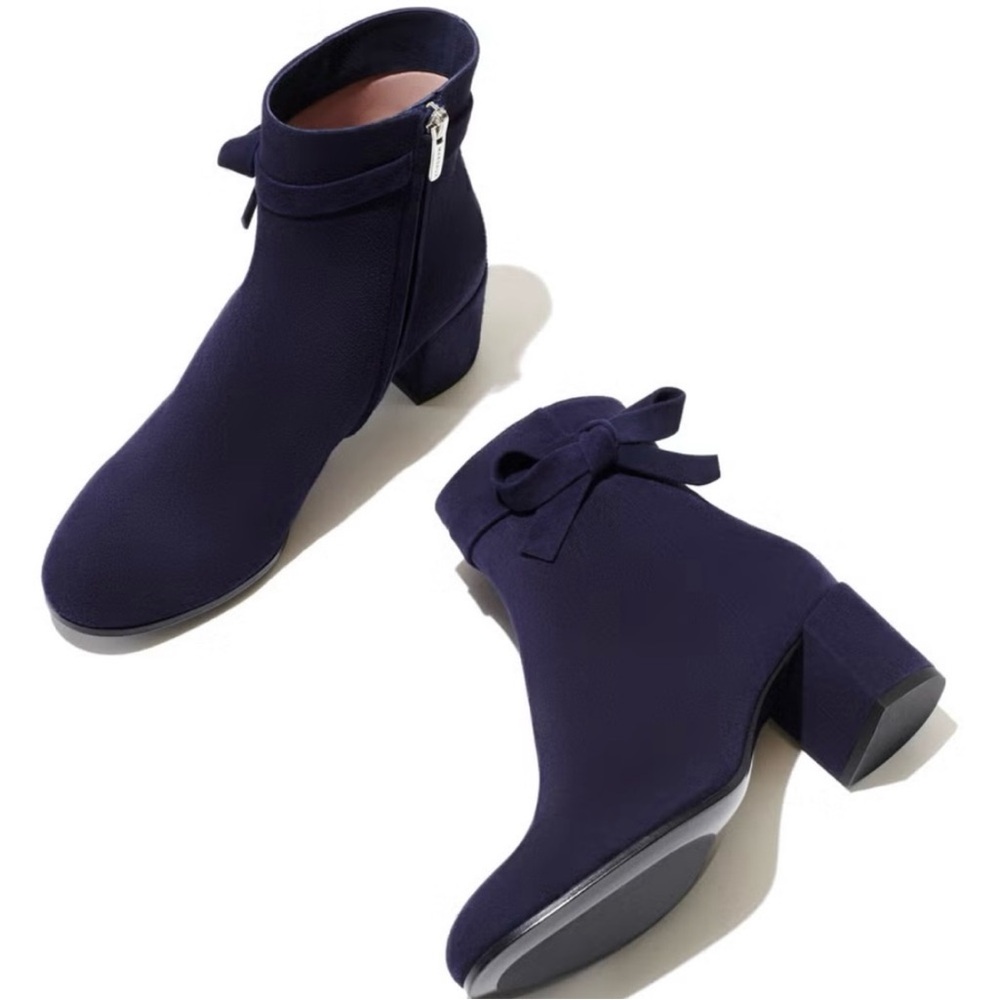 Brand New Condition Margaux Navy Heel with Bow Detail